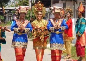 West Sumatra traditional clothes